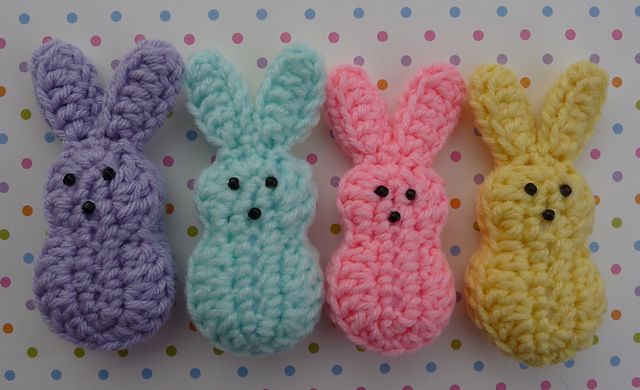 How to Crochet Yarn Easter Marshmallow Bunnies